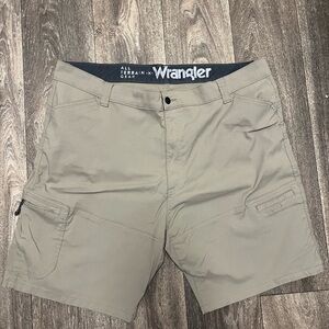 Wrangler Men's Tan Shorts